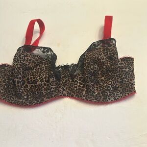 PARAMOUR LACE BRA SZ 38DDD COLOR BLACK &RED